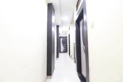 Oyo Flagship 86209 Hotel Manveer