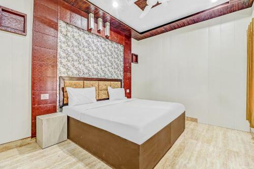 Hotel Collection O 86317 Enjoy Resort