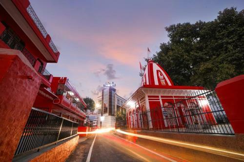 Hotel Trimurti