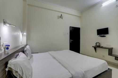 Collection O 83842 Hotel Sayam