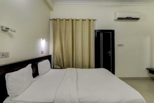 Collection O 83842 Hotel Sayam