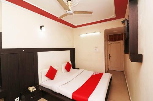 Oyo 35806 Hotel Himgiri