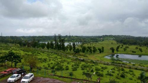 Hotel Ss Resort Near Jaysagar Lake