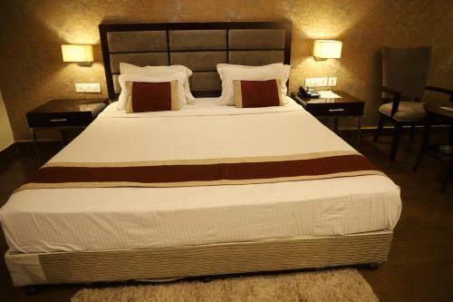 Hotel The Wave International