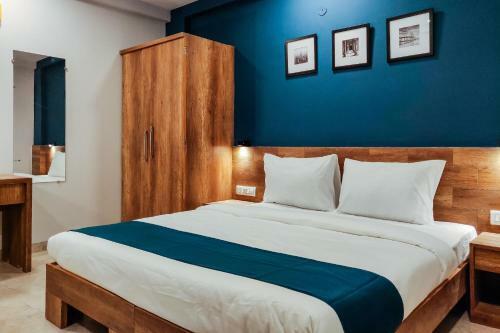 Hotel Silverkey Executive Stays 41109 Chikitsak Nagar