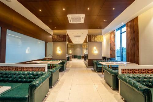 Essentia Luxury Hotel Indore