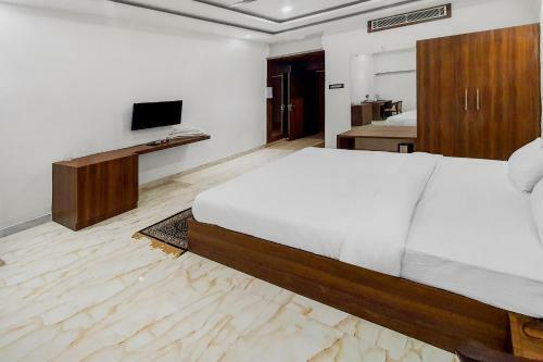 Hotel Capital O 84591 Kalawati