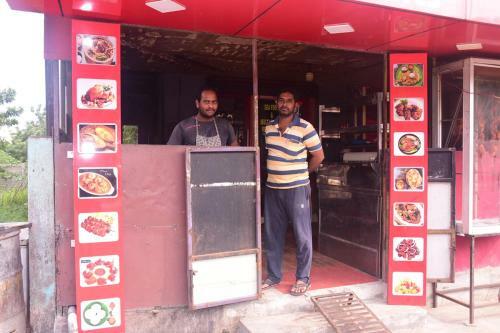 Hostal Al Huda Hotel & Rooms