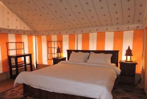 Golden Sandstone Hotel Resort