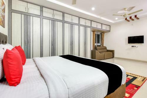 Hotel Collection O O 61839 Scrummys Kondapur