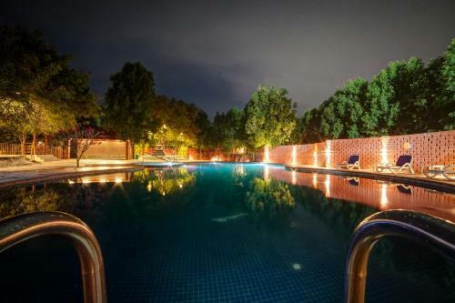 Hotel Brown Town Resort & Spa