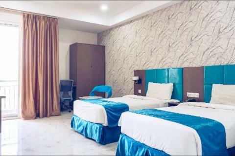 Hotel Pranahita Lake View