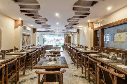 Hotel Capital O 46248 Marjan International