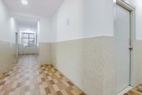 Capital O76170 Hotel Mayukha