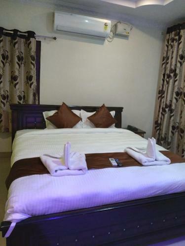 Sri Balaji Grand Hotel