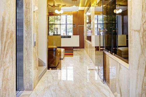 Townhouse Oak Hotel V