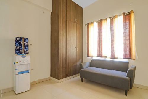 Hotel Collection O 86294 Cozzy Rooms