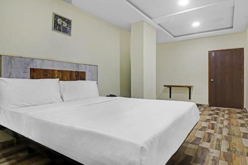 Hotel Capital O 85402 Sri Sai Regency