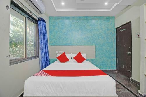 Oyo 84232 Hotel Lavish Stay