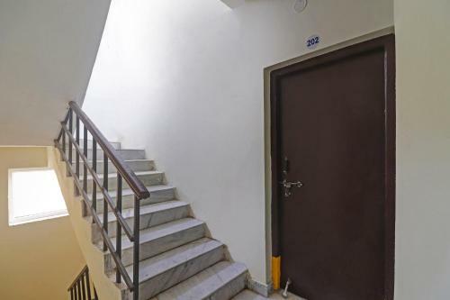 Hotel Oyo 85380 Megha Residency