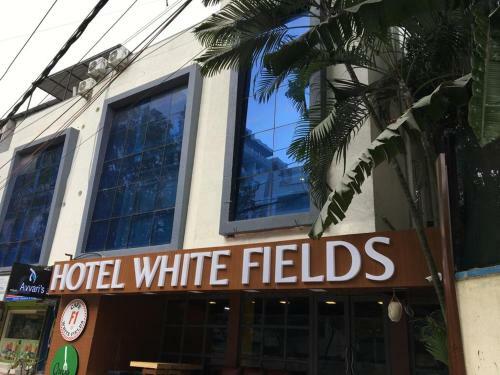 Hotel White Fields Hitec City, Hyderabad