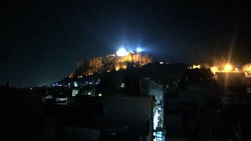 Hostal Shyam Family Guest House