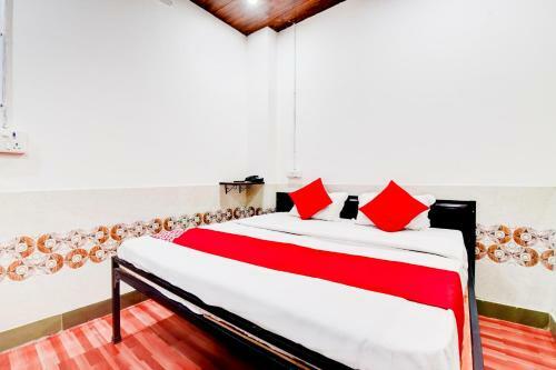 Oyo 79422 Hotel Paradise Inn