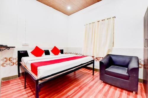 Oyo 79422 Hotel Paradise Inn