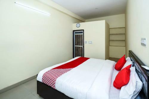 Oyo 28059 Hotel Wayside