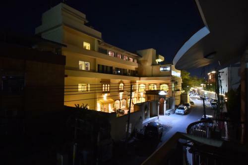 Hotel Clarks Inn Jodhpur