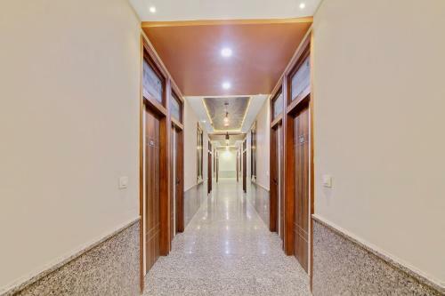 Hotel Capital O 342 The Luxury Stay