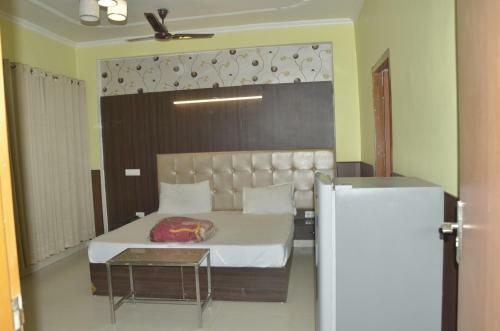 Hotel Chirag Residency By Wb Inn