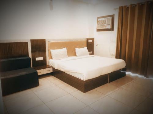 Hotel Singh Service Apartment Medanta