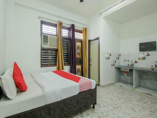 Hotel Oyo Flagship 83393 Ashoka Inn