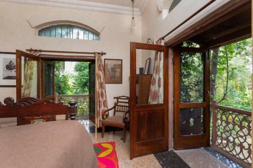 Villa Hostie Chinar Haveli - Heritage Home With Pool, Gurgaon