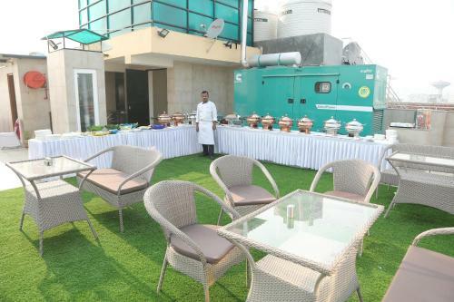 Rm Residency Hotel
