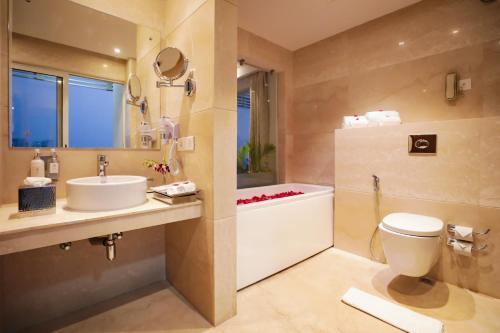 Hotel Regenta Suites Gurugram, Sohna Road, Sector 49