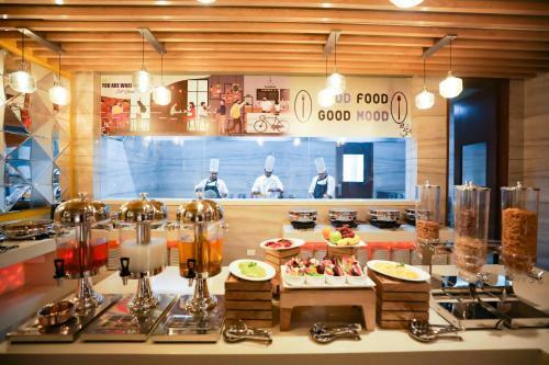 Hotel Regenta Suites Gurugram, Sohna Road, Sector 49