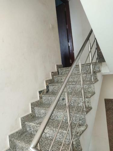 Hotel Singh Home Care & Recovery Centre