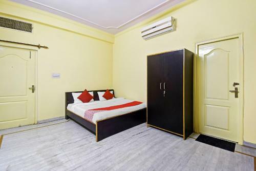 Hotel Oyo 47164 Madhav Palace
