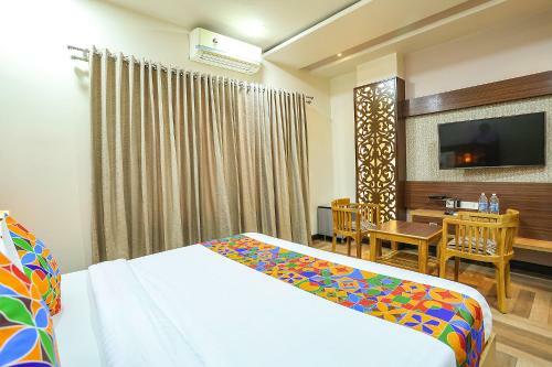 Fabhotel Royal Gm Plaza