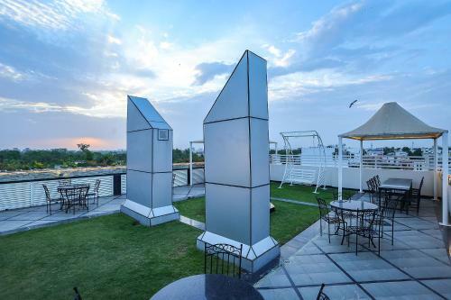 Fabhotel Royal Gm Plaza