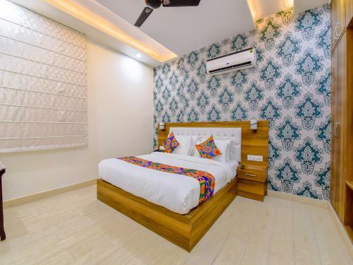 Fabhotel Manchester Grand