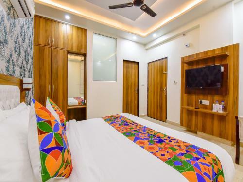 Fabhotel Manchester Grand