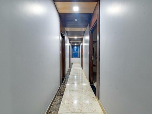 Fabhotel Manchester Grand