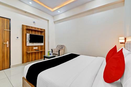 Townhouse 668 Hotel Vaishali Grand