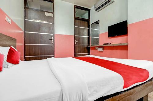 Oyo 41443 Hotel Rajwada Inn