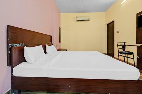 Oyo 85978 Hotel Bharat Palace