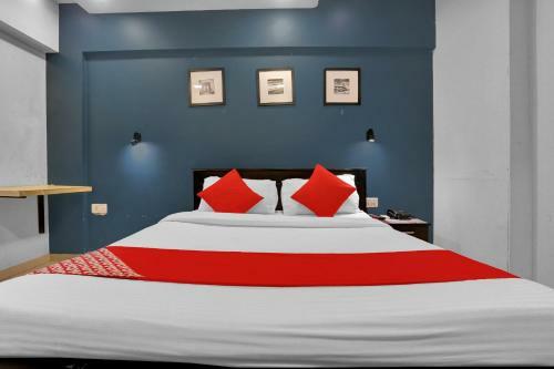 Oyo Flagship 83355 Hotel Om Sai Villa
