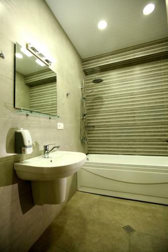 Apartamento Irakli's Rooms